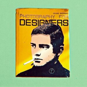Pre-Owned “Photography for Designers” By Julian Sheppard
